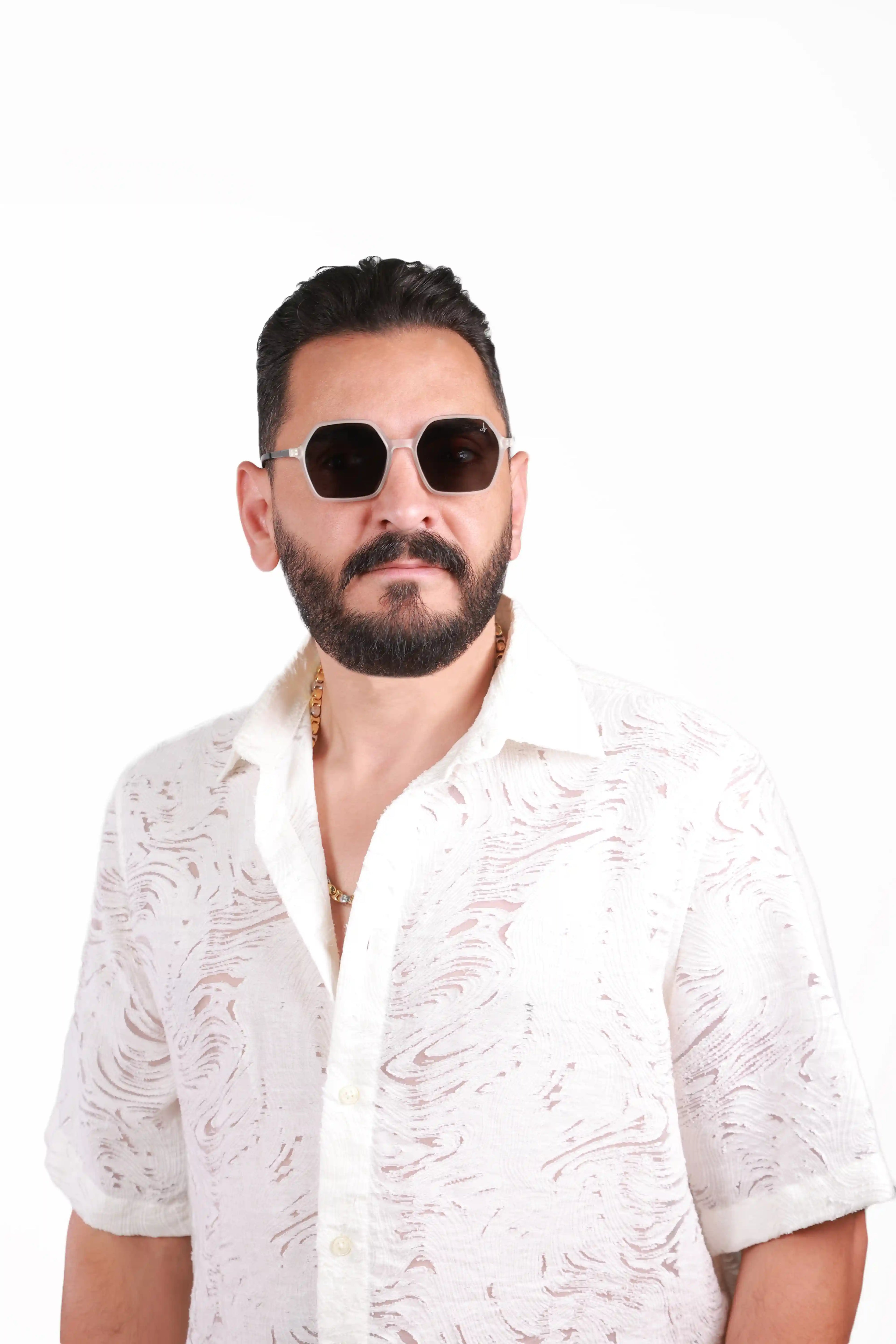 AM SUNGLASSES Model 2