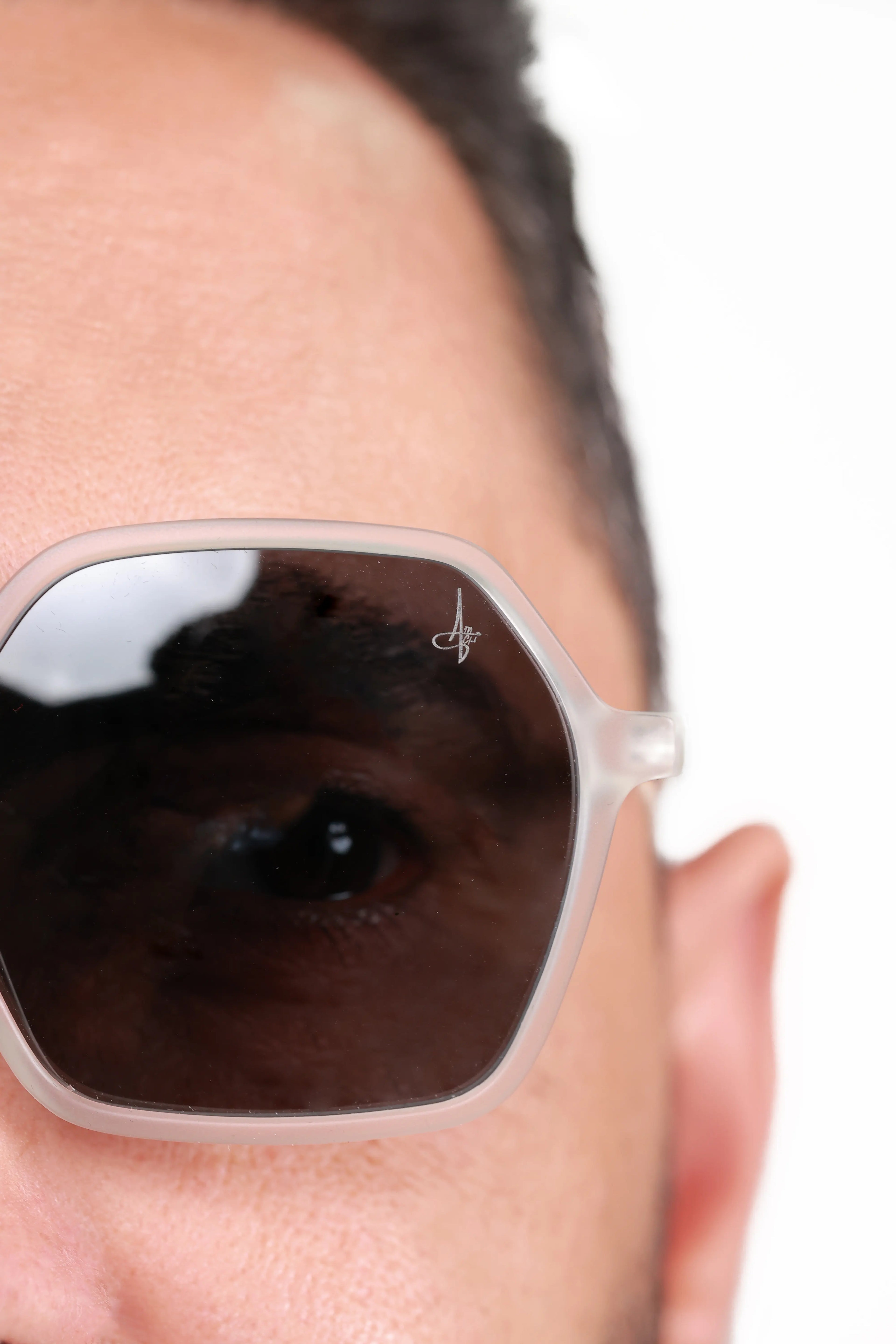 AM SUNGLASSES Model 2