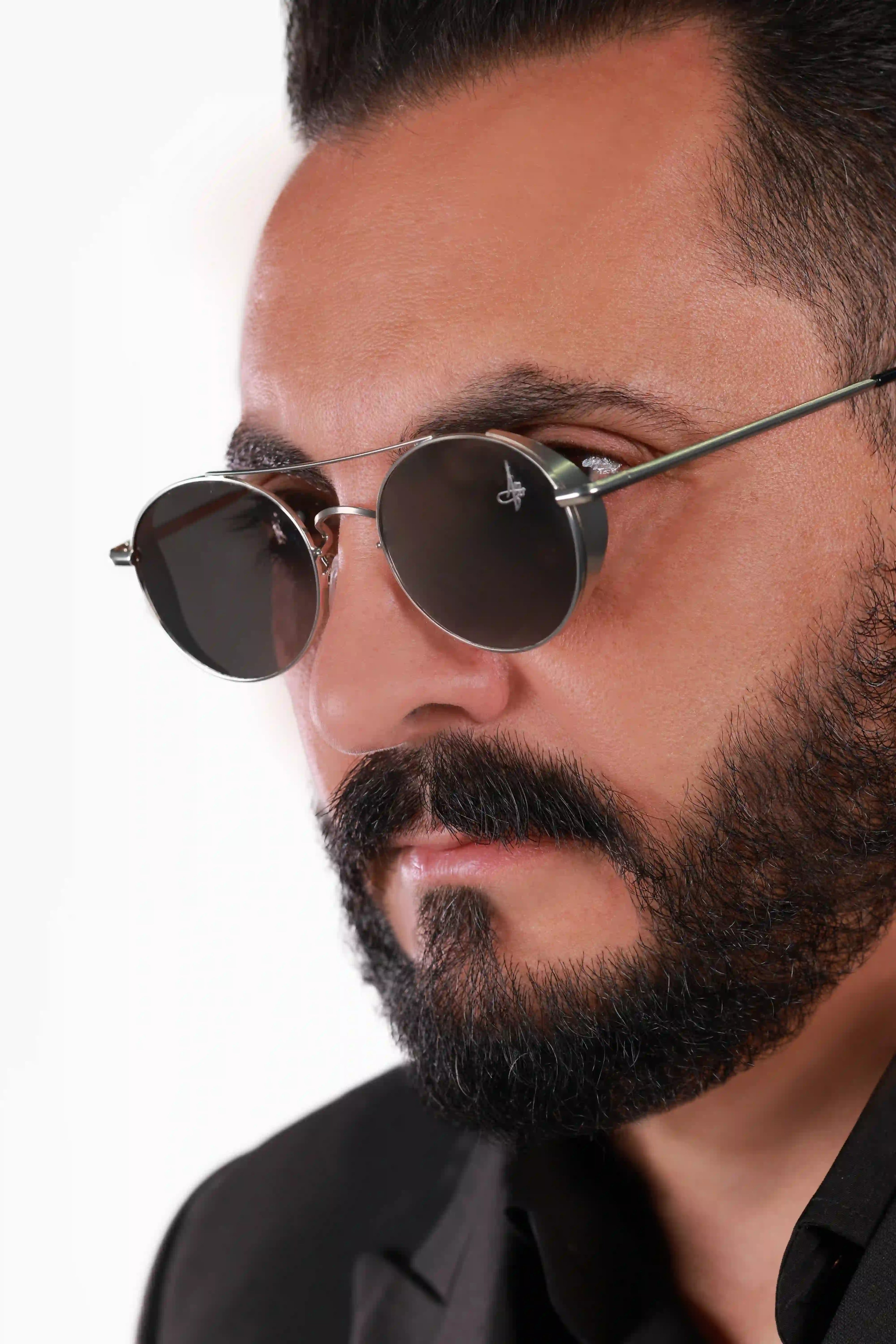 AM SUNGLASSES Model 17
