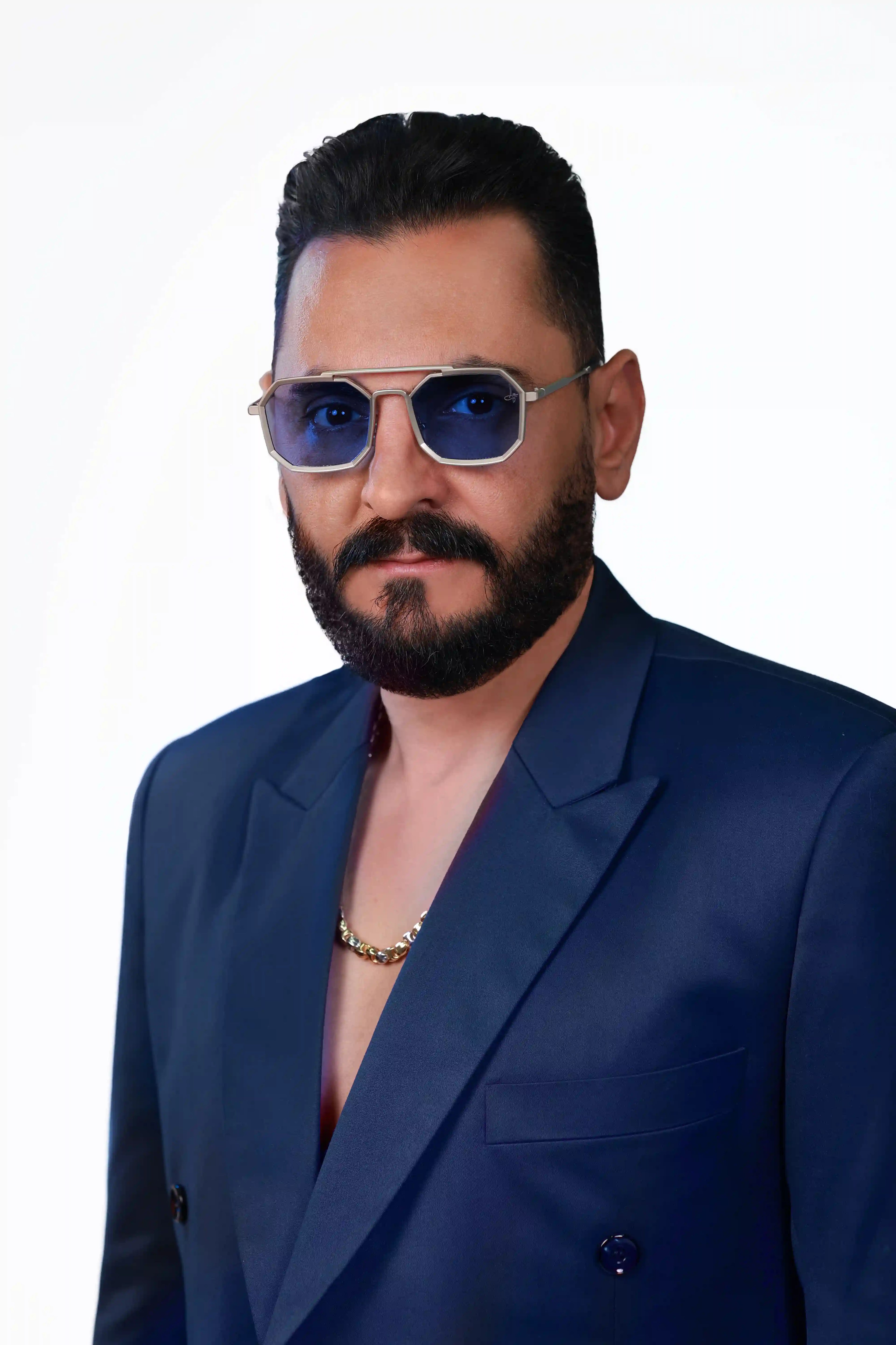 AM SUNGLASSES Model 8