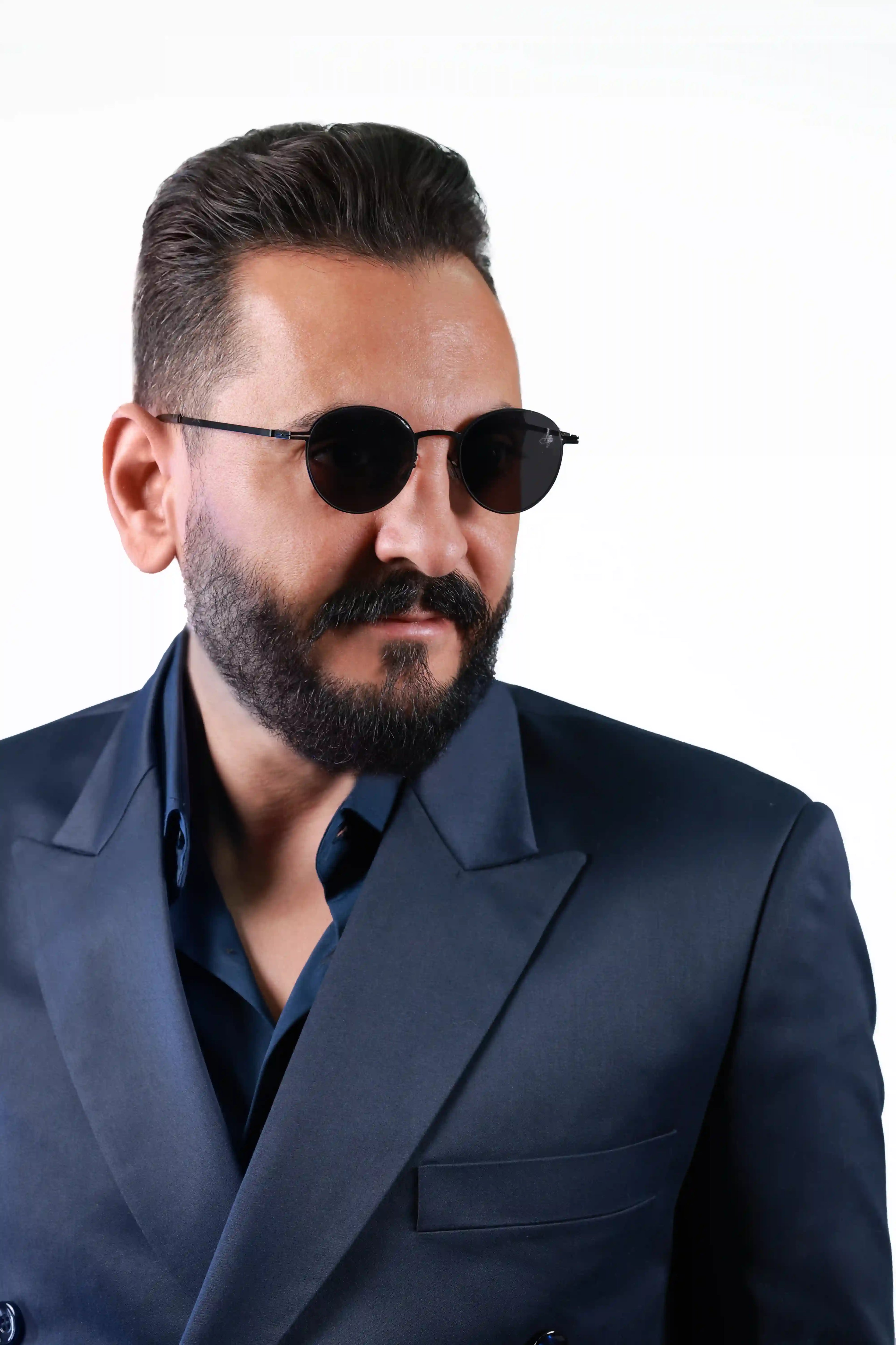 AM SUNGLASSES Model 4