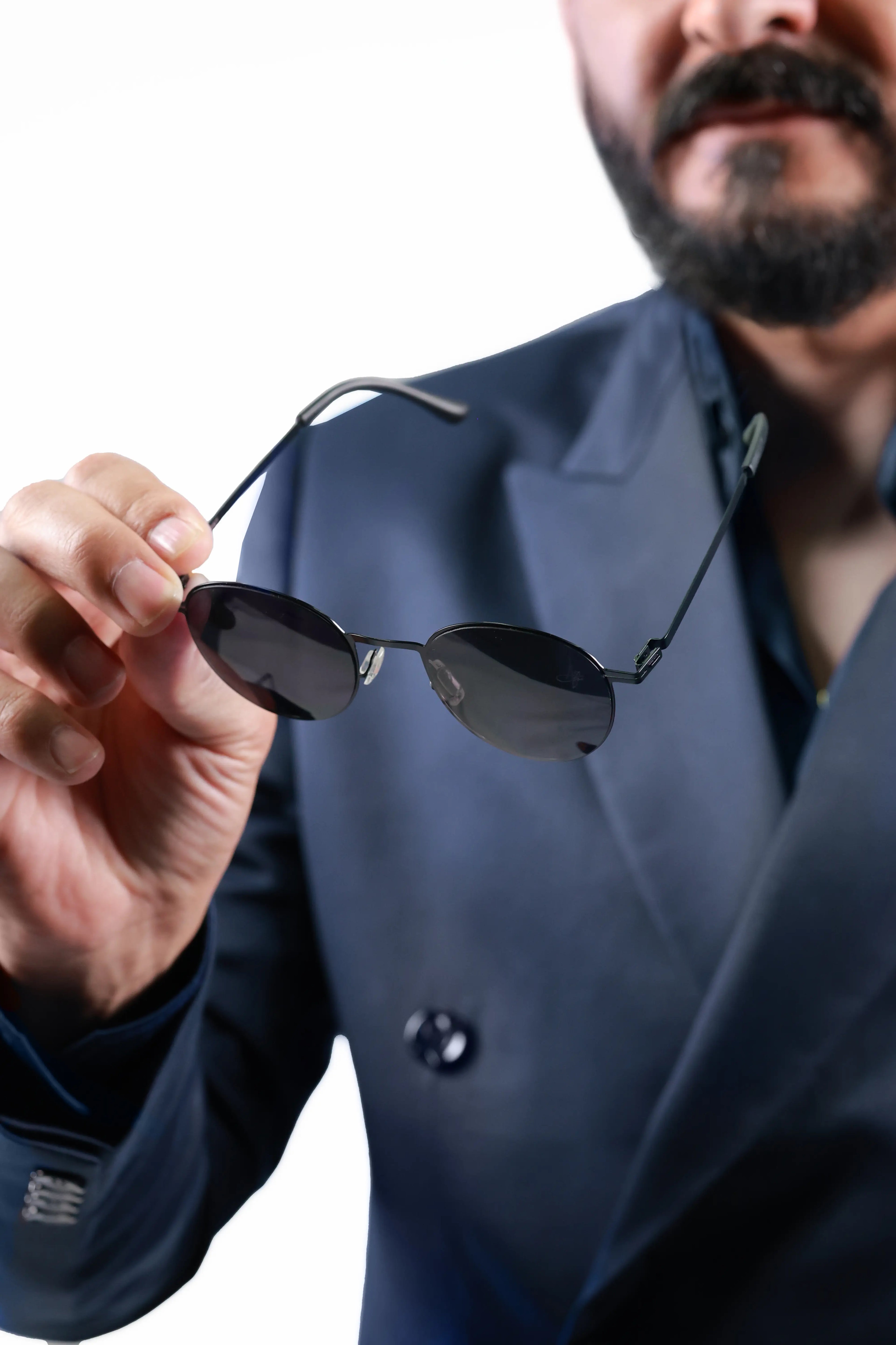 AM SUNGLASSES Model 4